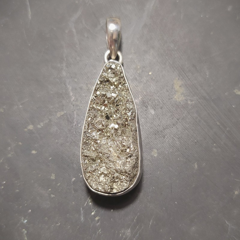Pyrite - Pendentif monté en argent 3 - 3e chakra de Catalogue pierres et cristaux