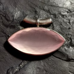 Quartz rose - Pendentif...
