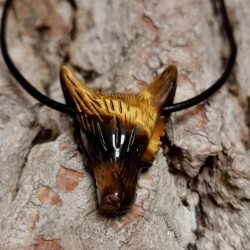 Œil de tigre - pendentif tête de loup de Catalogue pierres et cristaux