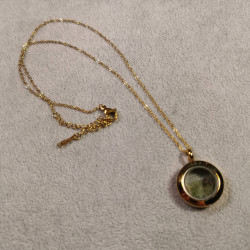 Moldavite - pendentif S de Catalogue pierres et cristaux