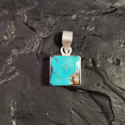 Turquoise d'Iran- pendentif monté en argent 3 - chakra turquoise de Catalogue pierres et cristaux