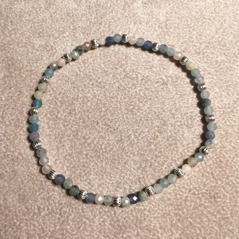 Trolléite - bracelet avec perles en argent - 5eme chakra de Catalogue pierres et cristaux