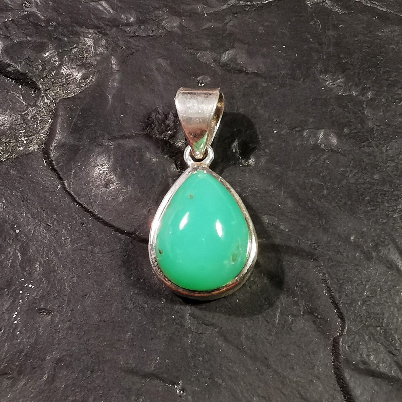 Chrysoprase - pendentif monté en argent 2 - chakra turquoise de Catalogue pierres et cristaux
