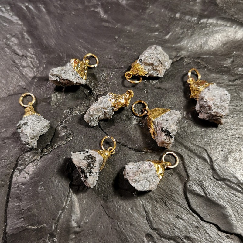 Yooperlite - petit pendentif brut de Catalogue pierres et cristaux