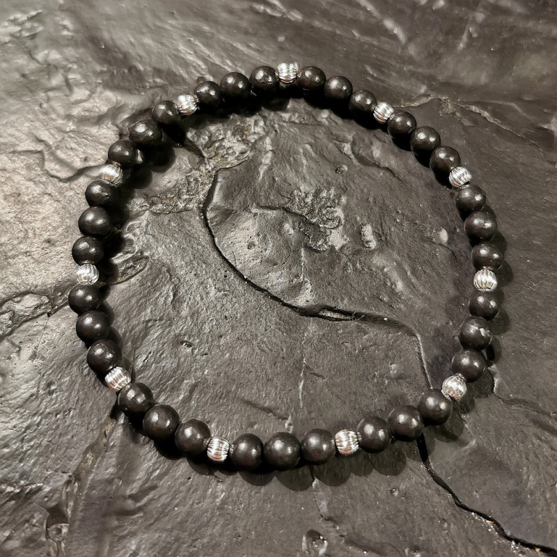 Shungite - bracelet perles 4mm et perles en argent de Catalogue Shungite