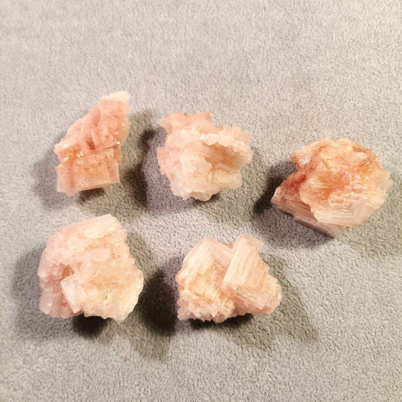 Halite cristallisée rose - 4ème chakra de Catalogue pierres et cristaux