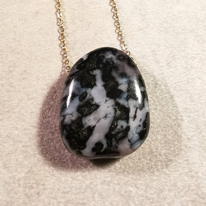 Gabbro indigo - pendentif pièce unique 1 - multichakra de Catalogue pierres et cristaux