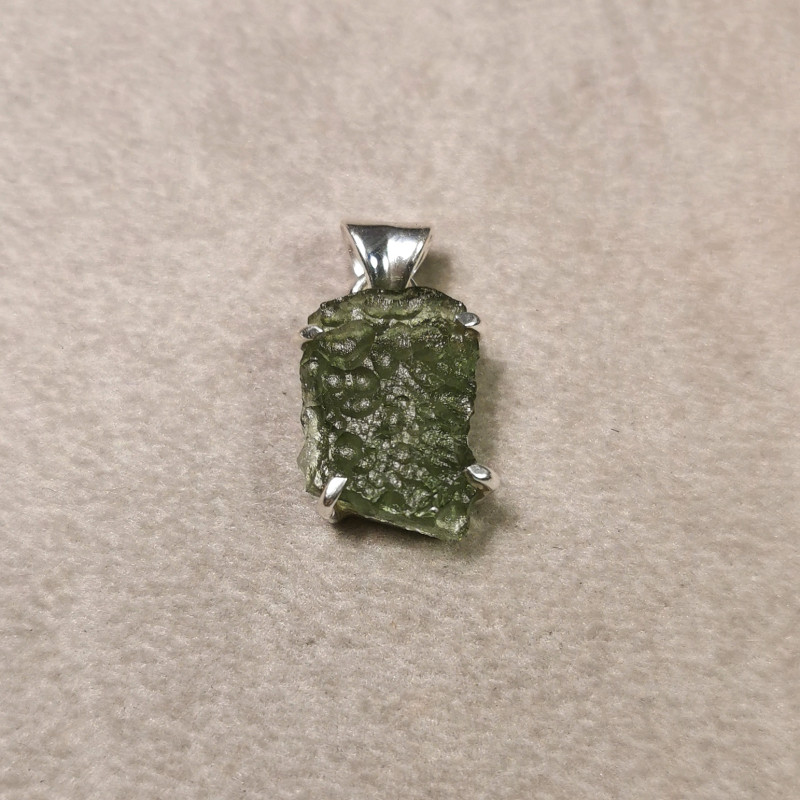 Moldavite - pendentif monté en argent - pièce unique 1 de Pierres & Cristaux - Pièces uniques