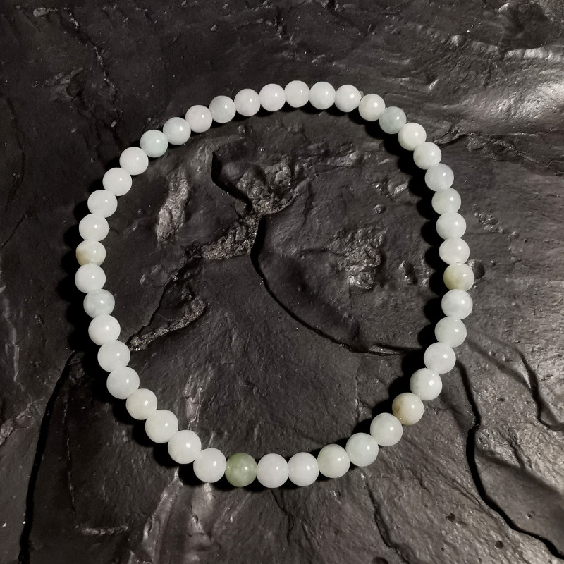 Jadeite de Birmanie - bracelet perles 4mm - 4ème chakra de Catalogue pierres et cristaux