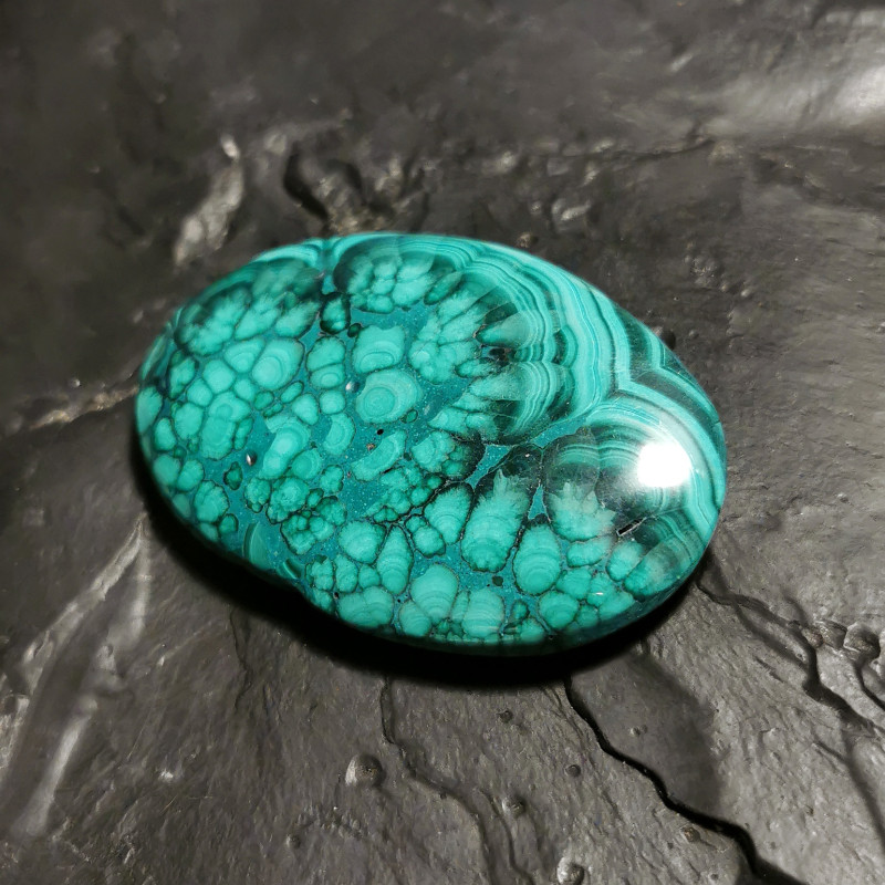 Malachite - galet pièce unique 3 - 4ème chakra de Catalogue pierres et cristaux