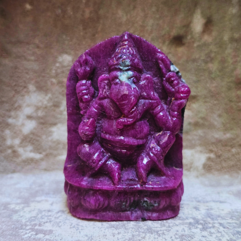 Ganesh - rubis de Catalogue pierres et cristaux