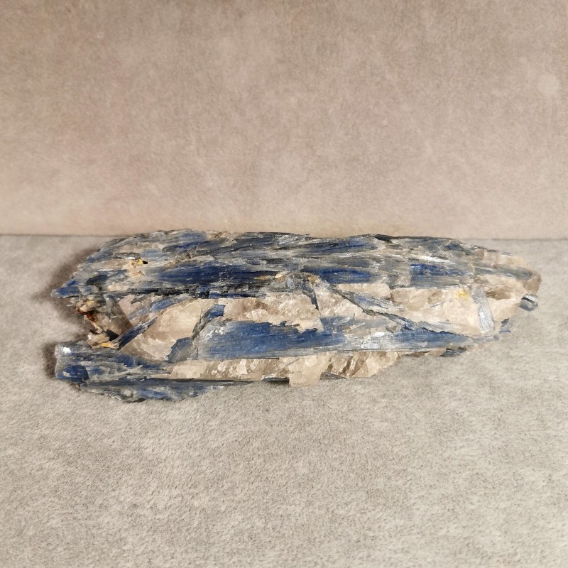 Cyanite - pièce unique 5 - 5e chakra de Catalogue pierres et cristaux