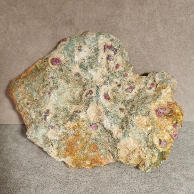 Rubis sur fuchsite - Pièce unique 1 - 4eme chakra de Catalogue pierres et cristaux