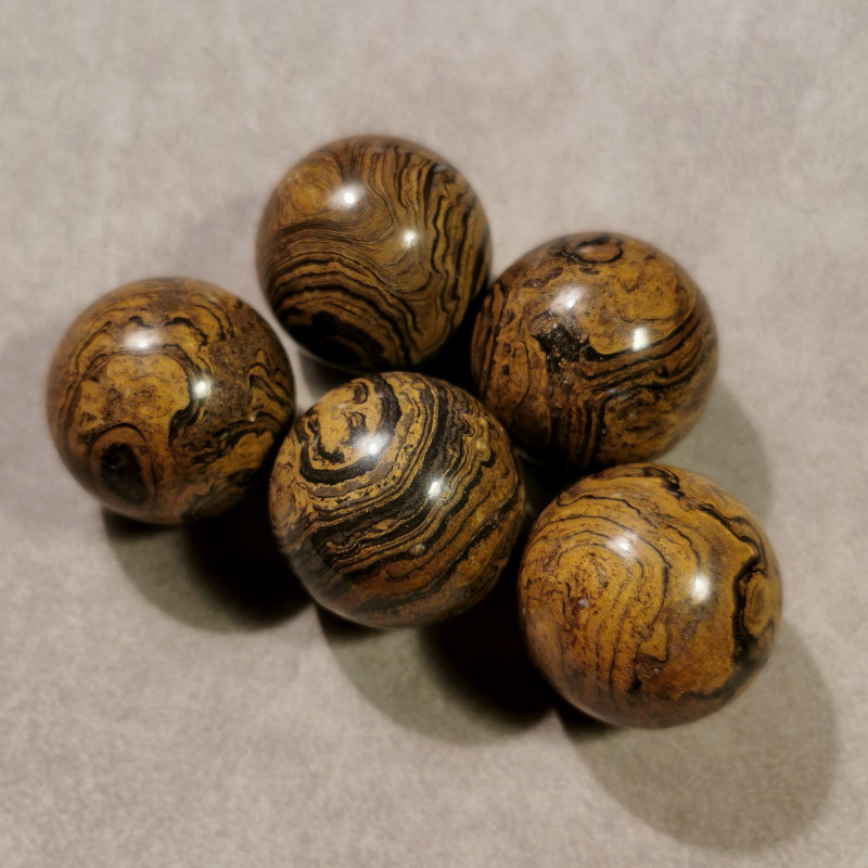 Stromatolite - sphère 3cm - chakra bordeaux de Catalogue pierres et cristaux