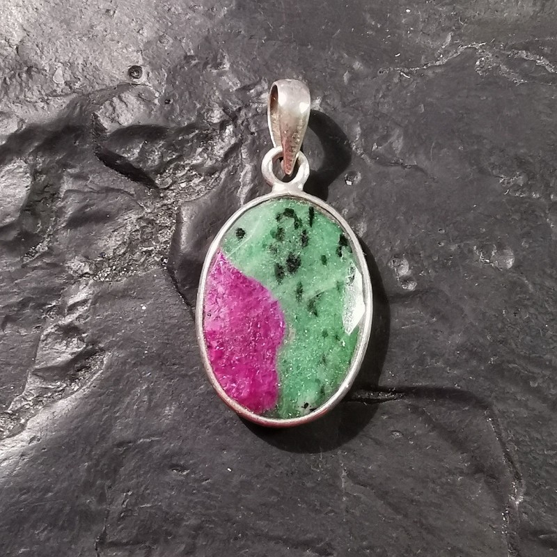 Rubis sur zoïsite - Pendentif monté en argent 5 - 4ème chakra de Catalogue pierres et cristaux
