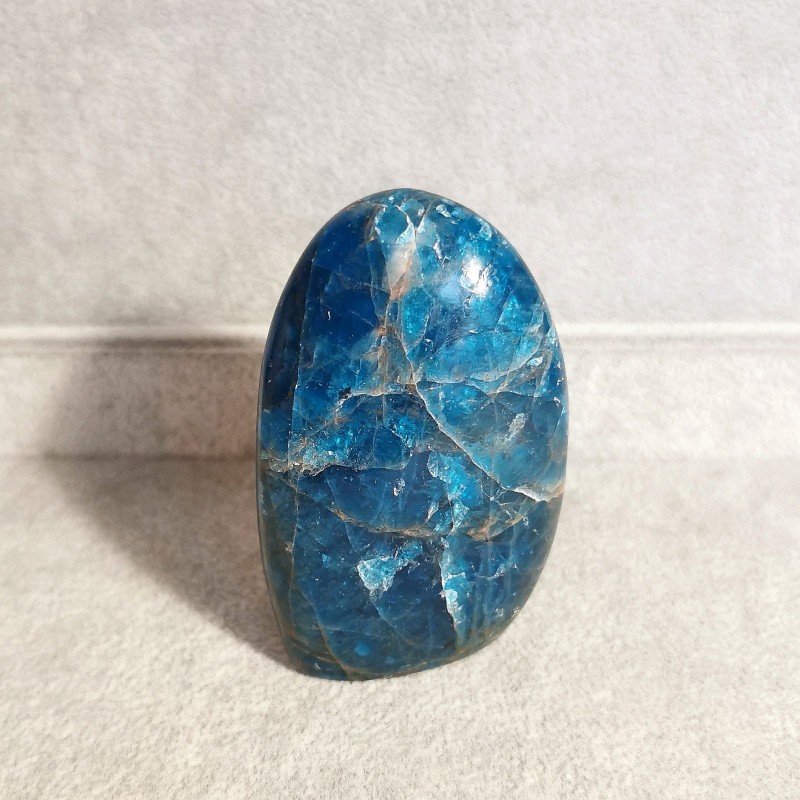 Apatite bleue - pièce a poser 2 - 5e et 6e chakras de Catalogue pierres et cristaux