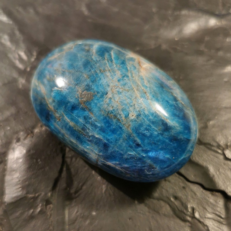 Apatite bleue - pièce unique 3 - 5e et 6e chakras de Catalogue pierres et cristaux