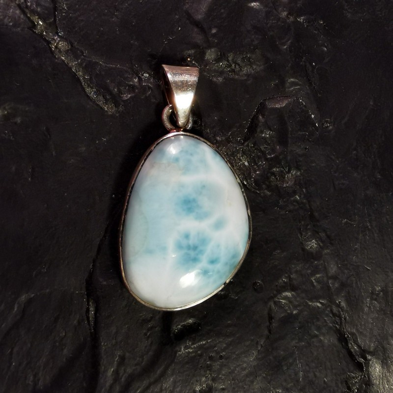 Larimar - pendentif monté en argent 5 - chakra turquoise de Catalogue pierres et cristaux