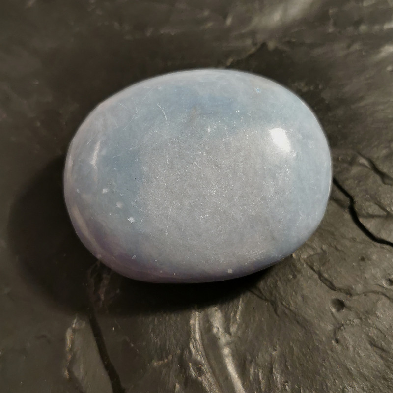 Angelite - galet pièce unique 1 - 5ème chakra de Catalogue pierres et cristaux