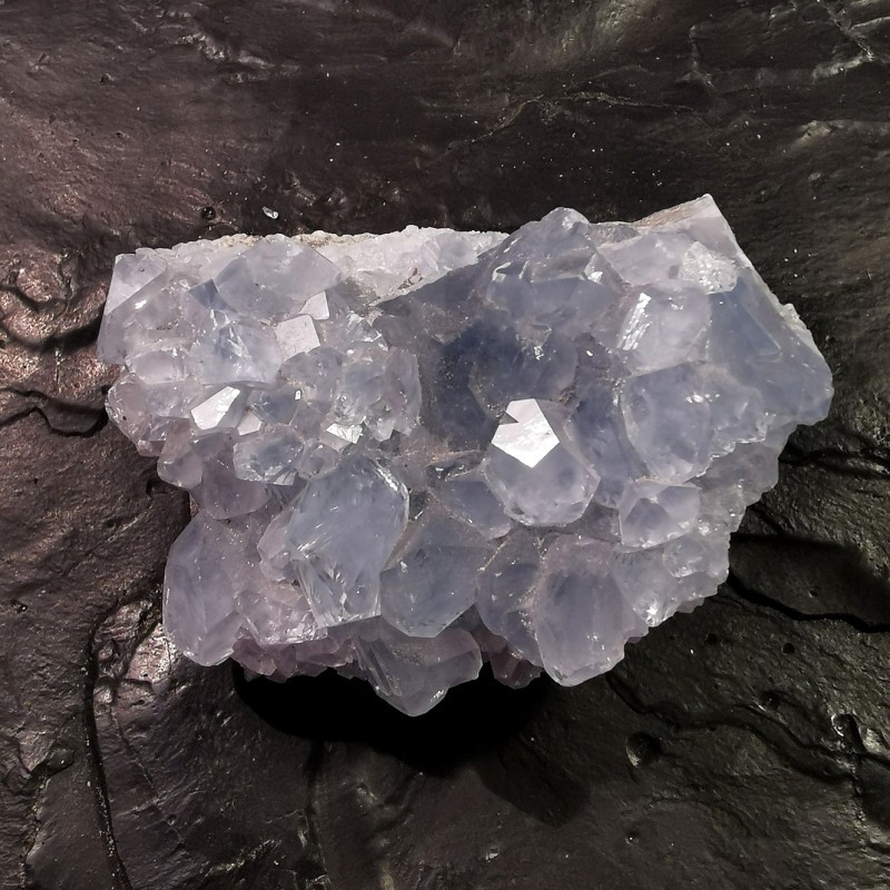 Célestite mini géode - pièce unique 4 - 5ème chakra de Catalogue pierres et cristaux
