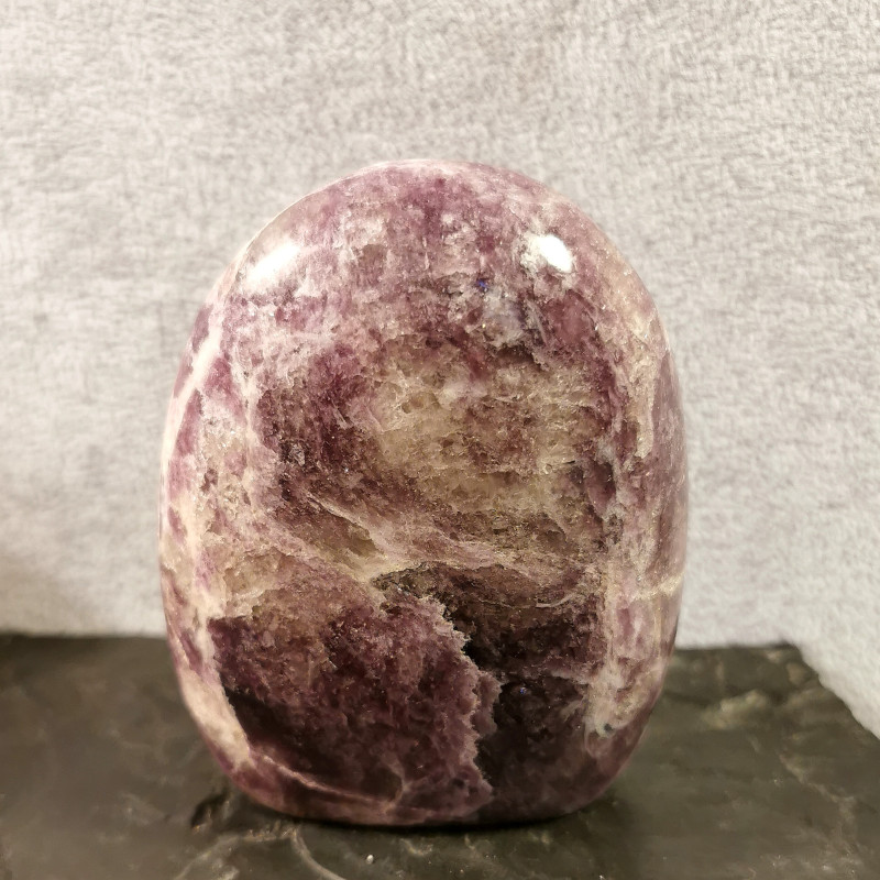 Lépidolite - pièce a poser 1 - 7ème chakra de Catalogue pierres et cristaux