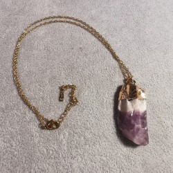 Améthyste - Pendentif brut avec chaine doré  - 7e chakra