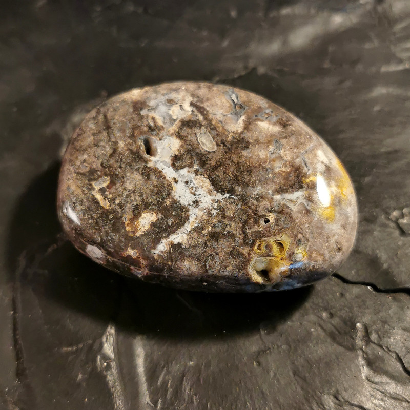 Opale noire de Madagascar - pièce unique 5 - 1ere chakra de Catalogue pierres et cristaux