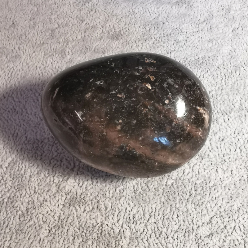 Opale noire de Madagascar - pièce unique 7 - 1ere chakra de Catalogue pierres et cristaux