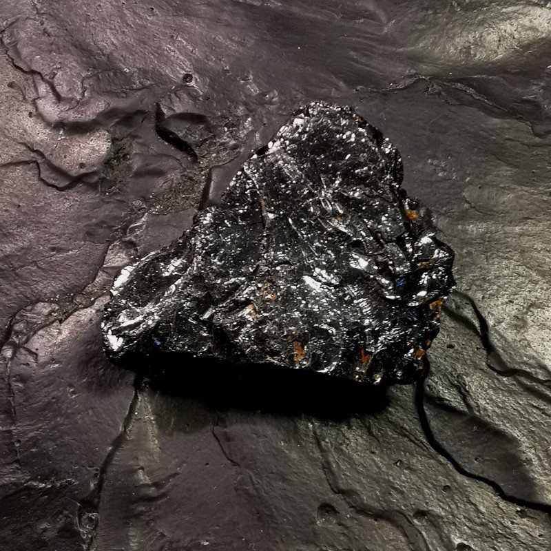 Pièce de shungite naturelle qualité argent 23gr