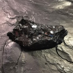 Pièce de shungite naturelle qualité argent 32gr