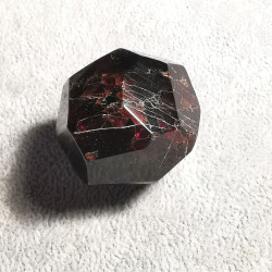 Grenat pyrope/almandin - pièce unique 1 de Catalogue pierres et cristaux