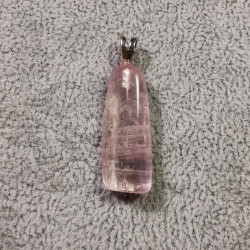 Kunzite - Pendentif monté en argent 2 - 4ème chakra de Catalogue pierres et cristaux