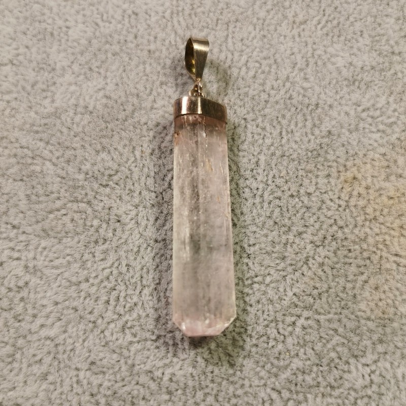 Kunzite - Pendentif monté en argent 3 - 4ème chakra de Catalogue pierres et cristaux