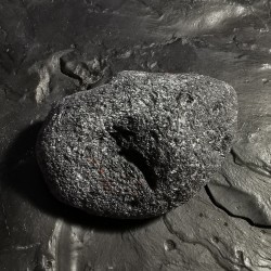 Agni Manitite - tectite d'Indonésie - pièce unique 2 de Catalogue pierres et cristaux