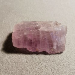 Kunzite - pièce unique 4 - 4ème chakra de Catalogue pierres et cristaux