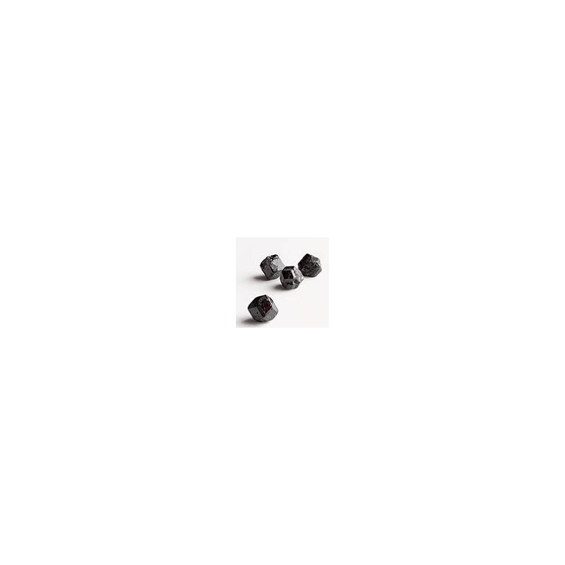 Grenat noir ou melanite - chakra bordeaux de Catalogue pierres et cristaux