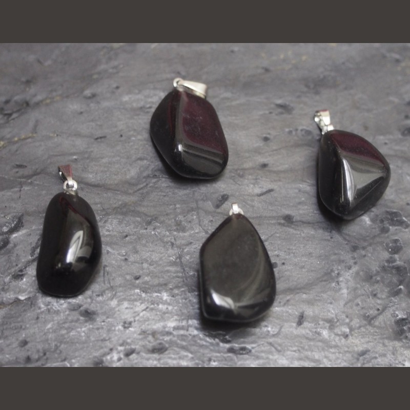 Onyx noir - pendentif - 1er chakra de Catalogue pierres et cristaux