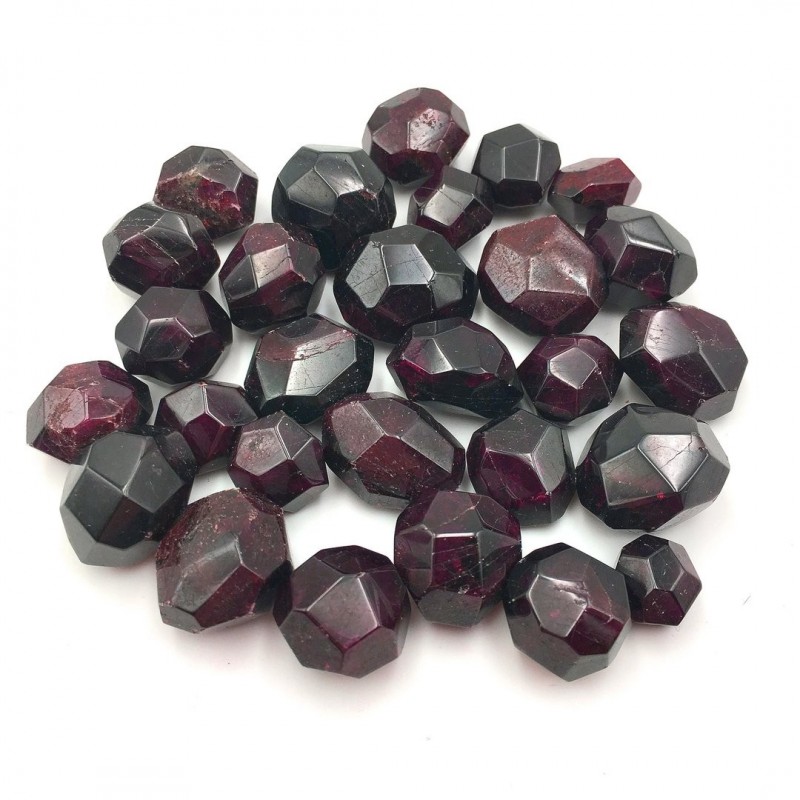 Grenat pyrope/almandin - petits - 1er chakra de Catalogue pierres et cristaux