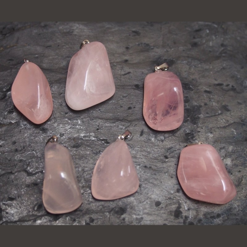 Quartz rose - pendentif - 4e chakra de Catalogue pierres et cristaux