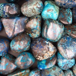 Shattuckite - pierre roulée -chakra turquoise de Catalogue pierres et cristaux