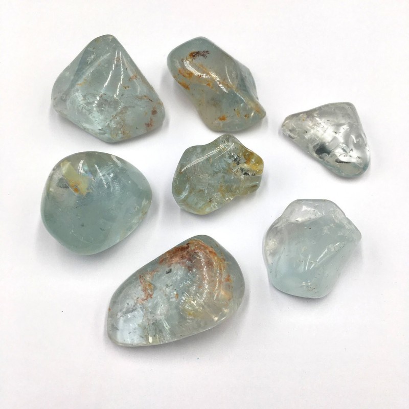 Topaze bleue- pierre roulée- 5ème chakra de Catalogue pierres et cristaux