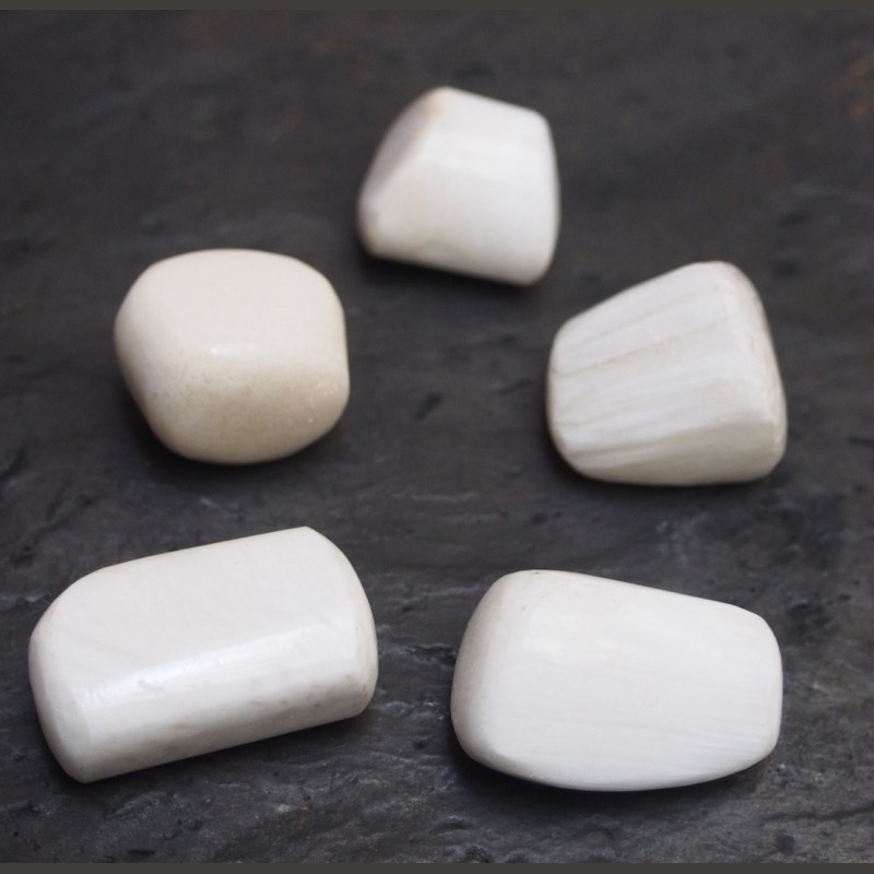 Scolecite - pierre roulée - 6ème chakra de Catalogue pierres et cristaux