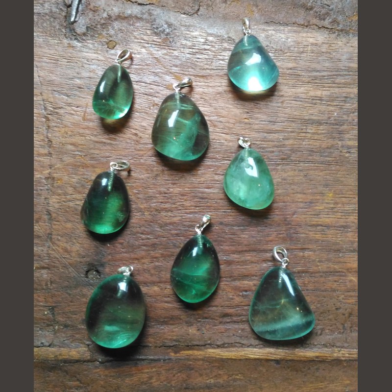 Fluorite verte - pendentif - 6ème chakra de Catalogue pierres et cristaux