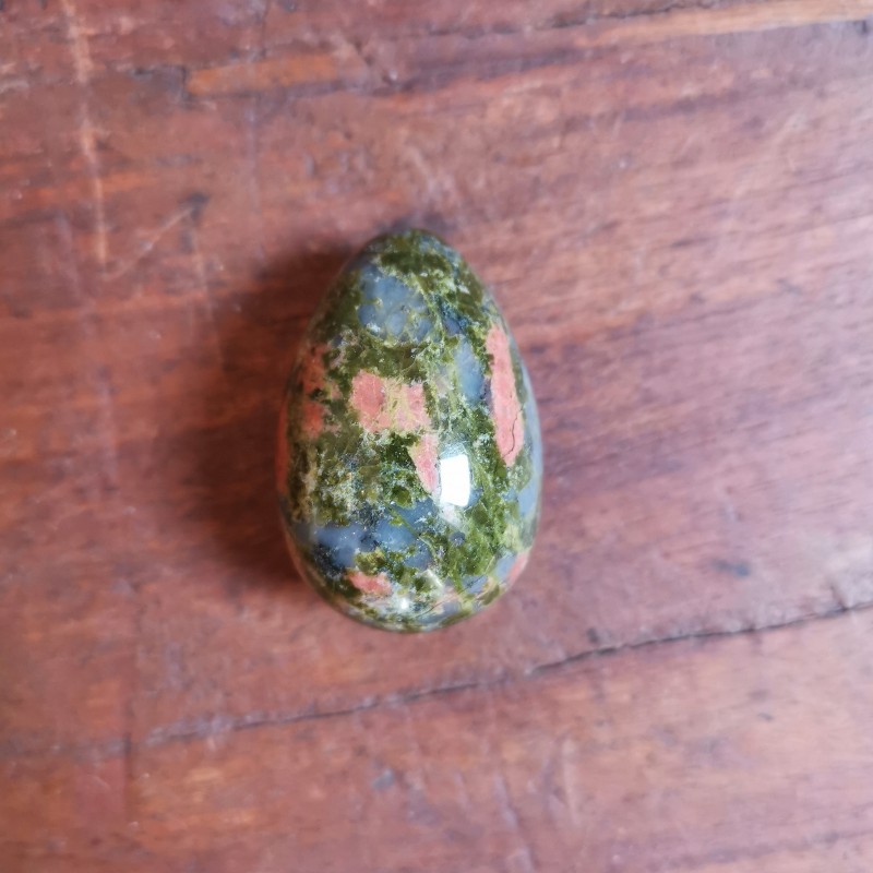 Unakite - Œuf de yoni M - chakra pistache de Pierres du chakra pistache