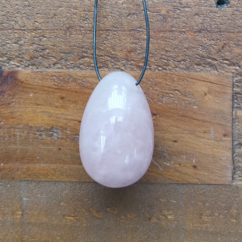 Quartz rose - Œuf de yoni M percé - 4ème chakra de Pierres du 4ème chakra