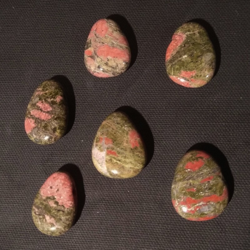 Unakite - pendentif percé - chakra pistache de Pierres du chakra pistache