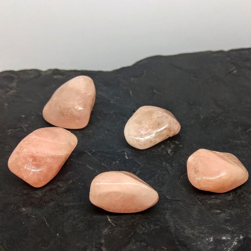 Morganite - pierre roulée - 4ème chakra de Catalogue pierres et cristaux