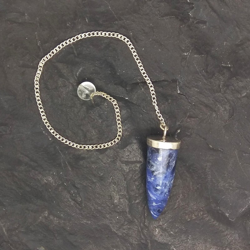 Sodalite - pendule monté en argent de Pierres du 6ème chakra
