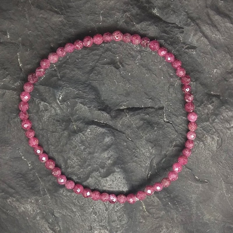 Rubis - bracelet facetté - 4e chakra de Catalogue pierres et cristaux