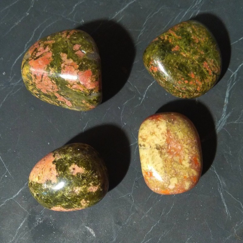 Unakite - pierre roulée - chakra pistache de Catalogue pierres et cristaux